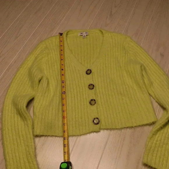 Buy 1 sweater, Get 2 Free!!! Womens Fuzzy V-neck Cardigan Sweater Size M - Picture 3 of 6